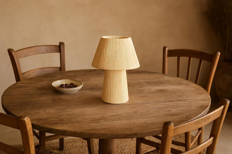 Iconic hand-woven raffia table lamp