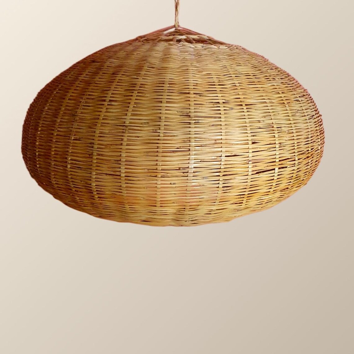 Handwoven Wavy Raffia Pendant Light